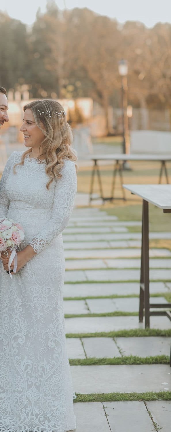 שמלה צנועה ומיוחדת בסגנון וינטא'ג