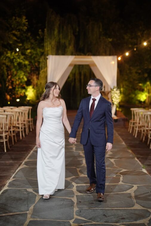 שמלת כלה סטרפלס עדינה ויפה