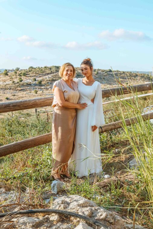 שמלת כלה קלאסית נסיכותית!